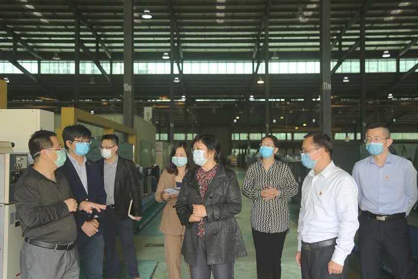 馬南萍帶隊走訪非公有制企業(yè) 強調(diào)疫情防控和復工復產(chǎn)兩不誤